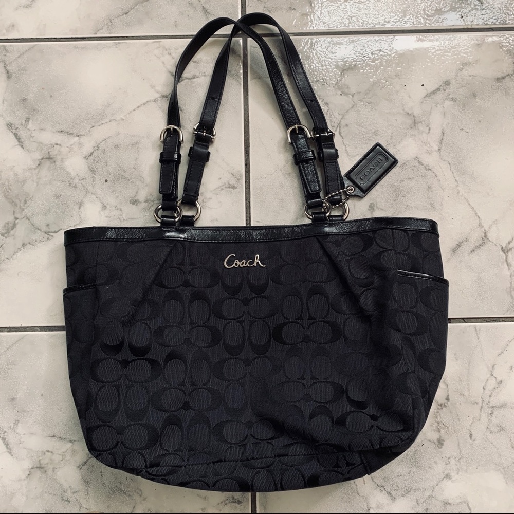Authentic Coach Signature Gallery East West Tote